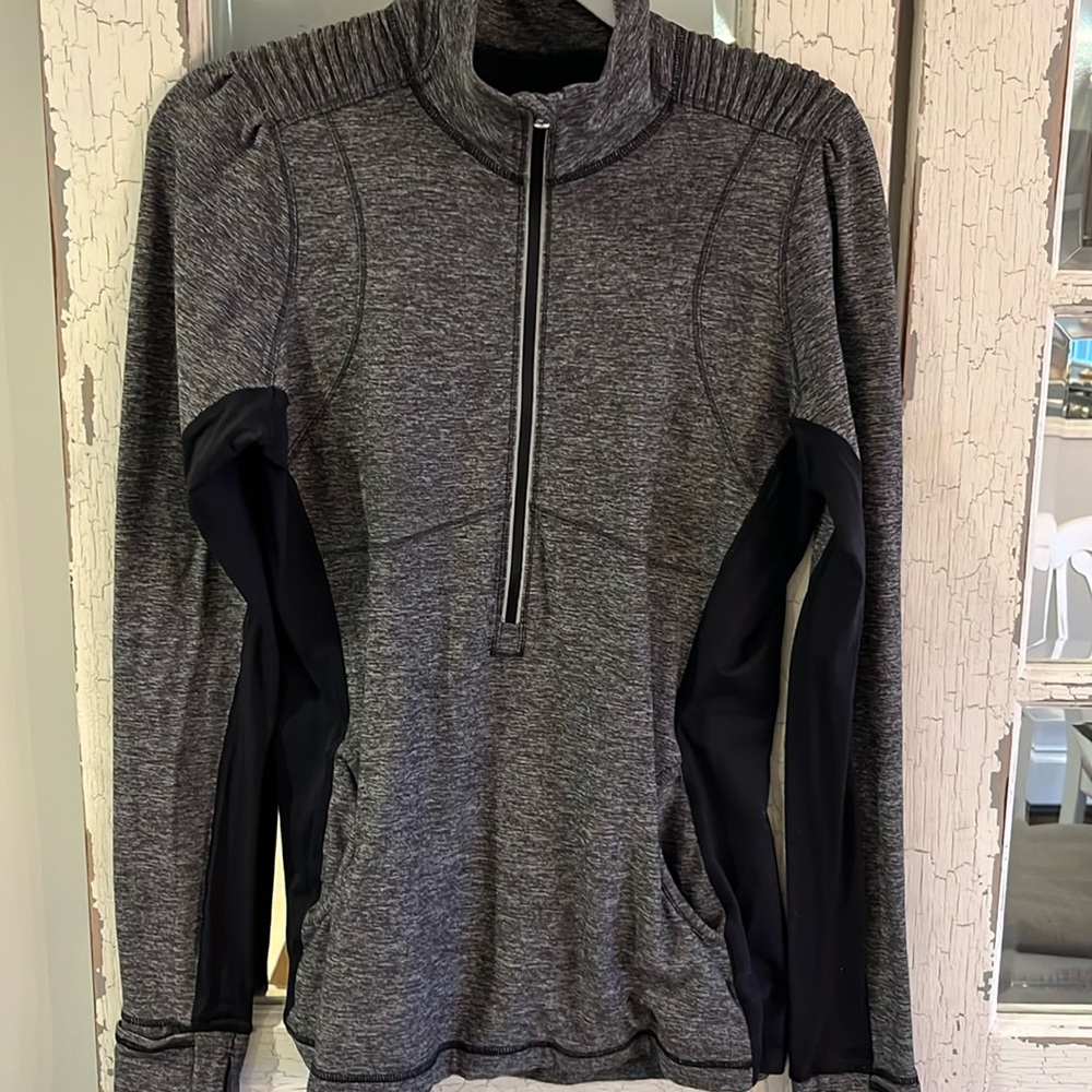Lululemon Athletica Fitted Gray and Black Mandarin Collar Top